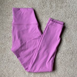 LULULEMON- wunder under - pink size 6